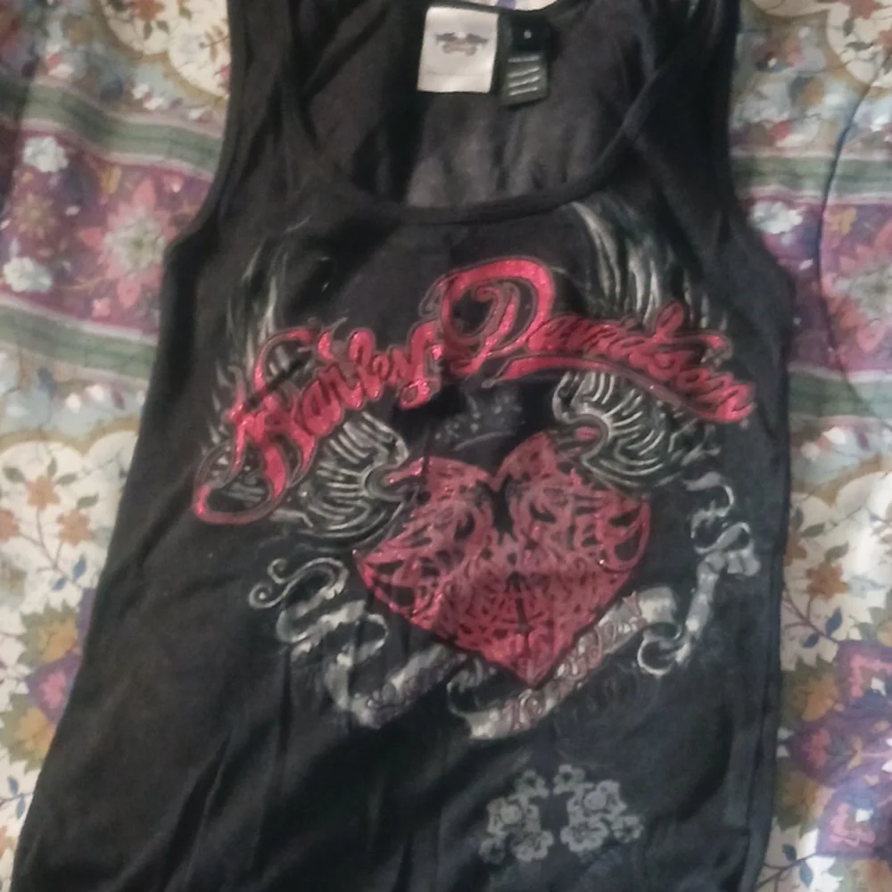 Tank top - Picture 3 of 3
